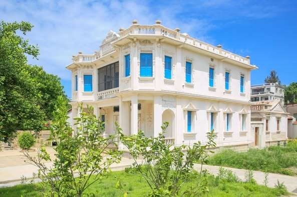 Dong Yun Yao Western-style House